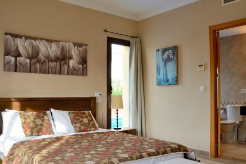 Villa en venta en Jerez de la Frontera, Cádiz, España 5 dormitorios, 354 m2 No. 3289 - foto 18