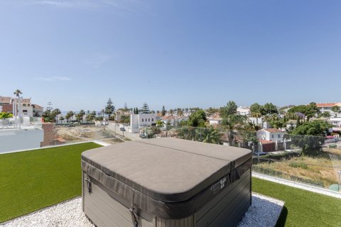 Villa en venta en Marbella, Málaga, España 5 dormitorios, 832.19 m2 No. 62354 - foto 20