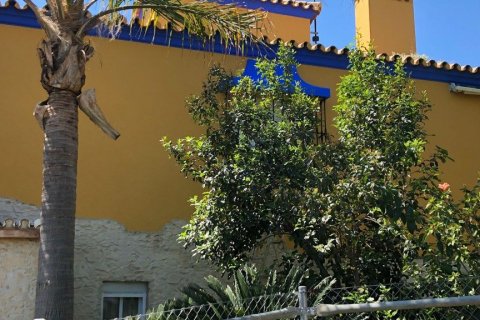 Villa en venta en Estepona, Málaga, España 5 dormitorios, 375 m2 No. 3341 - foto 5