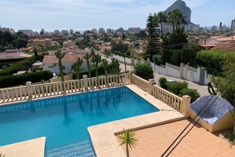 Villa en venta en Calpe, Alicante, España 4 dormitorios, 220 m2 No. 60778 - foto 3