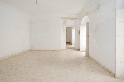 Villa en venta en Carmona, Sevilla, España 11 dormitorios, 1.05 m2 No. 62233 - foto 21