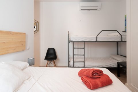 Apartamento en venta en Madrid, España 4 dormitorios, 125 m2 No. 61032 - foto 10