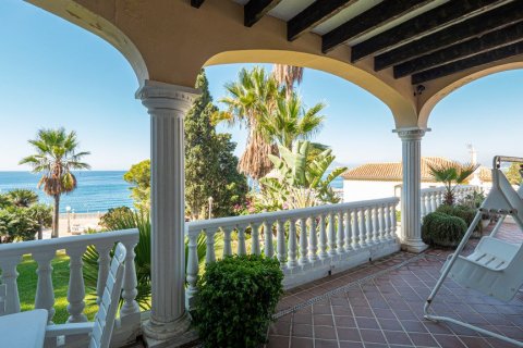 Villa en venta en Málaga, España 5 dormitorios, 629 m2 No. 3652 - foto 6