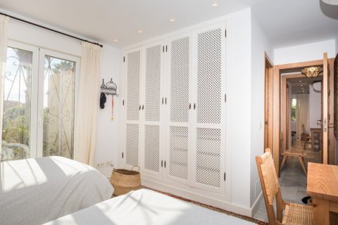 Casa adosada en venta en Marbella, Málaga, España 6 dormitorios, 167 m2 No. 61994 - foto 20
