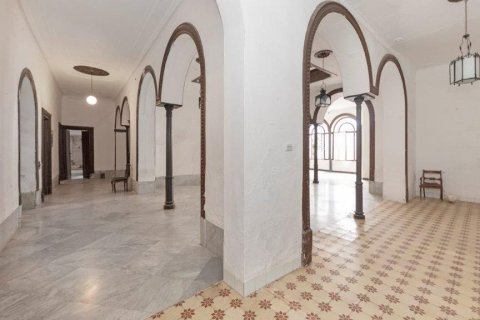 Villa en venta en Carmona, Sevilla, España 11 dormitorios, 1.05 m2 No. 62233 - foto 14