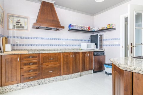 Apartamento en venta en Málaga, España 3 dormitorios, 114.58 m2 No. 61142 - foto 9