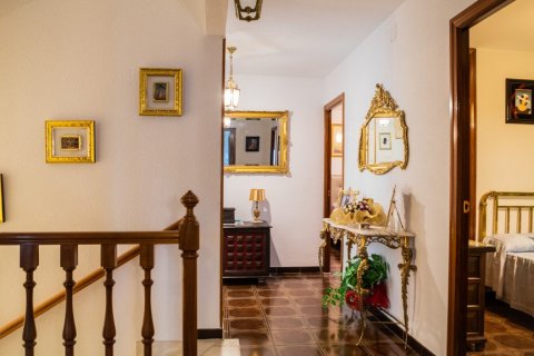 Villa en venta en El Boalo, Madrid, España 7 dormitorios, 311 m2 No. 62042 - foto 10