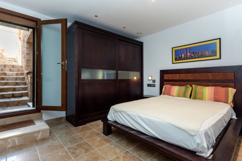 Villa en venta en Caimari, Mallorca, España 5 dormitorios, 387 m2 No. 63004 - foto 9