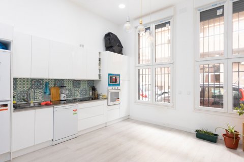 Apartamento en venta en Madrid, España 3 dormitorios, 153 m2 No. 61100 - foto 11
