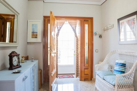 Villa en venta en El Escorial, Madrid, España 4 dormitorios, 435 m2 No. 62010 - foto 3