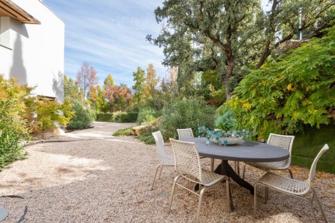 Villa en venta en Ciudalcampo, Madrid, España 6 dormitorios, 507 m2 No. 62243 - foto 4