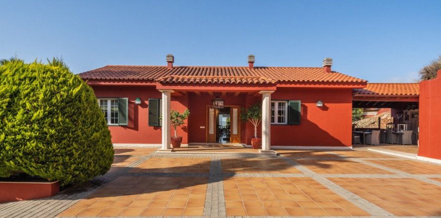 Villa en Las Palmas De Gran Canaria, Gran Canaria, España 5 dormitorios, 519.9 m2 No. 62015