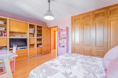 Villa en venta en Las Rozas de Madrid, Madrid, España 7 dormitorios, 405 m2 No. 62018 - foto 20