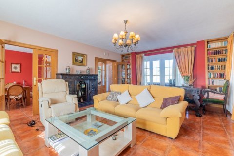 Villa en venta en Las Rozas de Madrid, Madrid, España 7 dormitorios, 405 m2 No. 62018 - foto 15