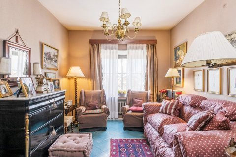 Apartamento en venta en Madrid, España 4 dormitorios, 160 m2 No. 2069 - foto 5