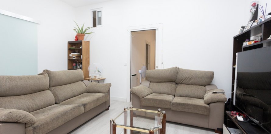 Apartamento en Madrid, España 3 dormitorios, 153 m2 No. 61100