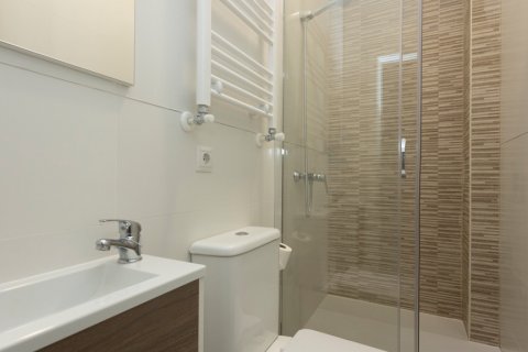 Apartamento en venta en Madrid, España 4 dormitorios, 98 m2 No. 61178 - foto 23