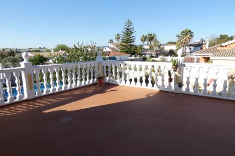 Villa en venta en El Santiscal, Cádiz, España 5 dormitorios, 160 m2 No. 3406 - foto 19