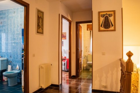 Villa en venta en El Boalo, Madrid, España 7 dormitorios, 311 m2 No. 62042 - foto 16
