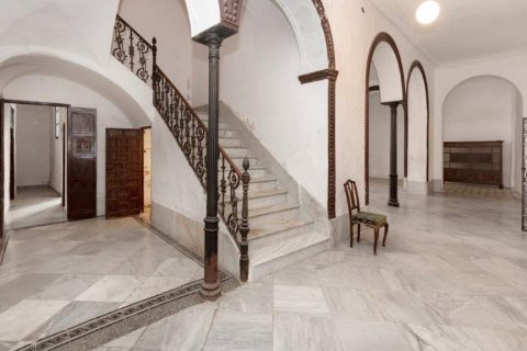 Villa en venta en Carmona, Sevilla, España 11 dormitorios, 1.05 m2 No. 62233 - foto 13