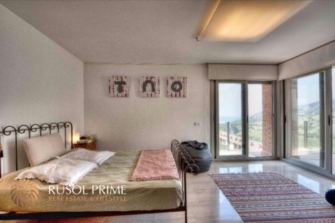 Huvila myytävänä Castelldefels, Barcelona, Espanja, 6 makuuhuonetta, 446 m2 No. 8736 - kuva 8