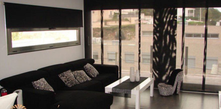 Huvila Sitges, Barcelona, Espanja 3 makuuhuonetta, 250 m2 No. 8786