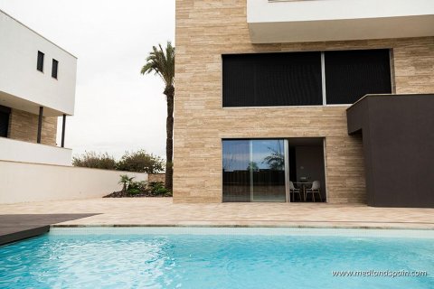 Huvila myytävänä Torre de la Horadada, Alicante, Espanja, 7 makuuhuonetta, 540 m2 No. 9428 - kuva 6