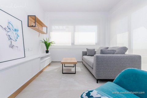 Huoneisto myytävänä San Miguel de Salinas, Alicante, Espanja, 3 makuuhuonetta, 92 m2 No. 9661 - kuva 8