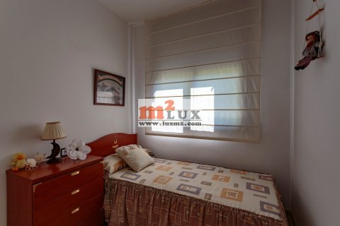 Huoneisto myytävänä Platja D'aro, Girona, Espanja, 3 makuuhuonetta, 89 m2 No. 16849 - kuva 20