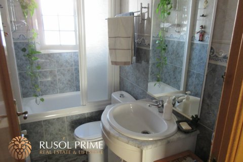 Talo myytävänä Coma-Ruga, Tarragona, Espanja, 4 makuuhuonetta, 160 m2 No. 11642 - kuva 5