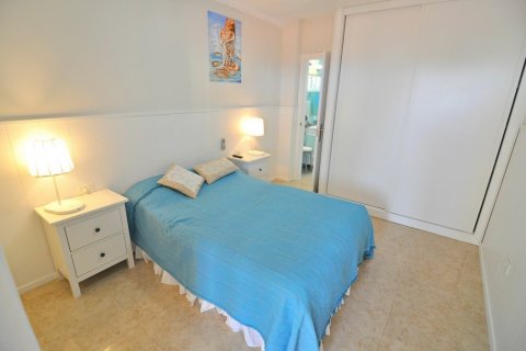 Huoneisto myytävänä Los Cristianos, Tenerife, Espanja, 2 makuuhuonetta, 48 m2 No. 18335 - kuva 8
