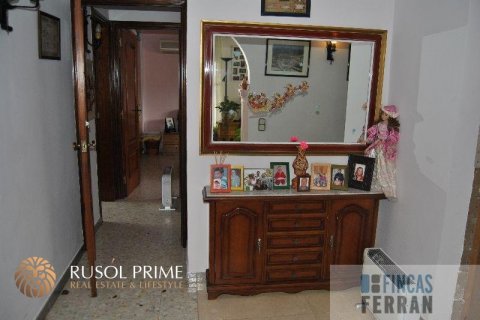 Talo myytävänä Coma-Ruga, Tarragona, Espanja, 5 makuuhuonetta, 320 m2 No. 11616 - kuva 6