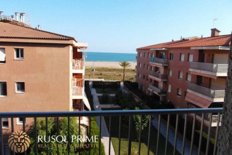 Huoneisto myytävänä Coma-Ruga, Tarragona, Espanja, 2 makuuhuonetta, 65 m2 No. 11661 - kuva 2