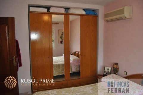 Talo myytävänä Coma-Ruga, Tarragona, Espanja, 5 makuuhuonetta, 320 m2 No. 11616 - kuva 12
