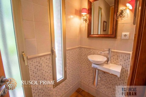 Talo myytävänä Coma-Ruga, Tarragona, Espanja, 4 makuuhuonetta, 243 m2 No. 11609 - kuva 13