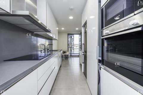 Huoneisto myytävänä Barcelona, Espanja, 4 huonetta, 139 m2 No. 15852 - kuva 10