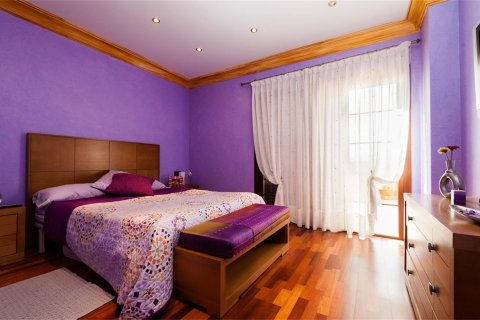 Huvila myytävänä Torviscas, Tenerife, Espanja, 5 makuuhuonetta, 408 m2 No. 18356 - kuva 4