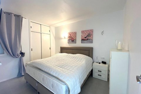 Huoneisto myytävänä Santa Ponsa, Mallorca, Espanja, 2 makuuhuonetta, 80 m2 No. 18566 - kuva 3