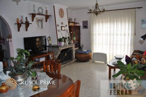 Talo myytävänä Coma-Ruga, Tarragona, Espanja, 5 makuuhuonetta, 320 m2 No. 11616 - kuva 4