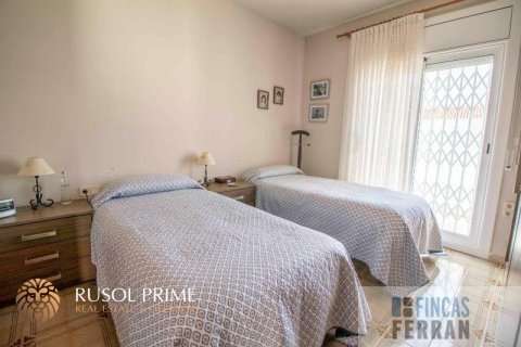 Talo myytävänä Coma-Ruga, Tarragona, Espanja, 5 makuuhuonetta, 250 m2 No. 12005 - kuva 19