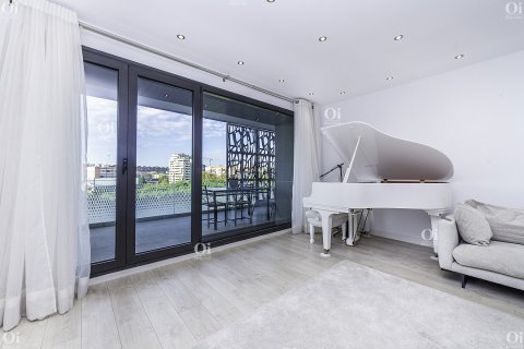 Huoneisto myytävänä Barcelona, Espanja, 4 huonetta, 139 m2 No. 15852 - kuva 1