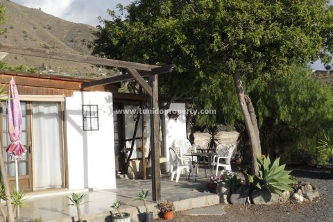 Finca myytävänä Guia de Isora, Tenerife, Espanja, 4 makuuhuonetta, 110 m2 No. 24357 - kuva 12