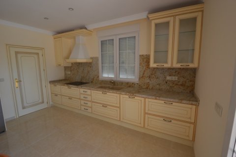 Huvila myytävänä Cabo Roig, Alicante, Espanja, 6 makuuhuonetta, 500 m2 No. 19189 - kuva 9
