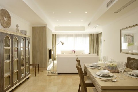 Kattohuoneisto myytävänä Marbella, Malaga, Espanja, 3 makuuhuonetta, 205 m2 No. 20869 - kuva 21