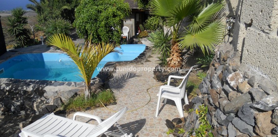 Finca Guia de Isora, Tenerife, Espanja 4 makuuhuonetta, 110 m2 No. 24357