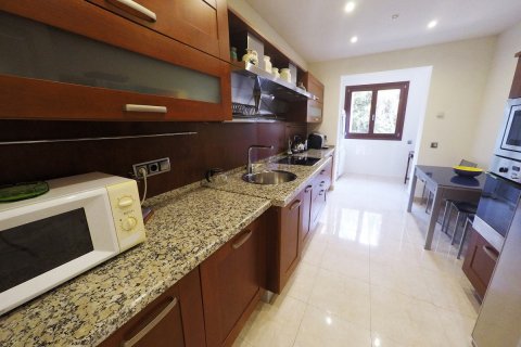 Huoneisto myytävänä Marbella, Malaga, Espanja, 3 makuuhuonetta, 250 m2 No. 20856 - kuva 7