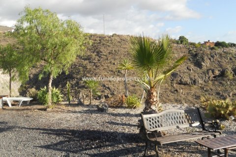 Finca myytävänä Guia de Isora, Tenerife, Espanja, 4 makuuhuonetta, 110 m2 No. 24357 - kuva 5