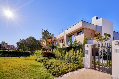 Huvila myytävänä Marbella, Malaga, Espanja, 3 makuuhuonetta, 437 m2 No. 21038 - kuva 6