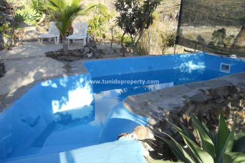 Finca myytävänä Guia de Isora, Tenerife, Espanja, 4 makuuhuonetta, 110 m2 No. 24357 - kuva 14