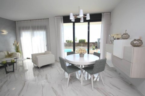 Huvila myytävänä Campoamor, Alicante, Espanja, 2 makuuhuonetta, 92 m2 No. 19220 - kuva 5